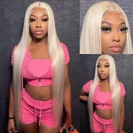 blonde cheveux naturels lisses Olivia